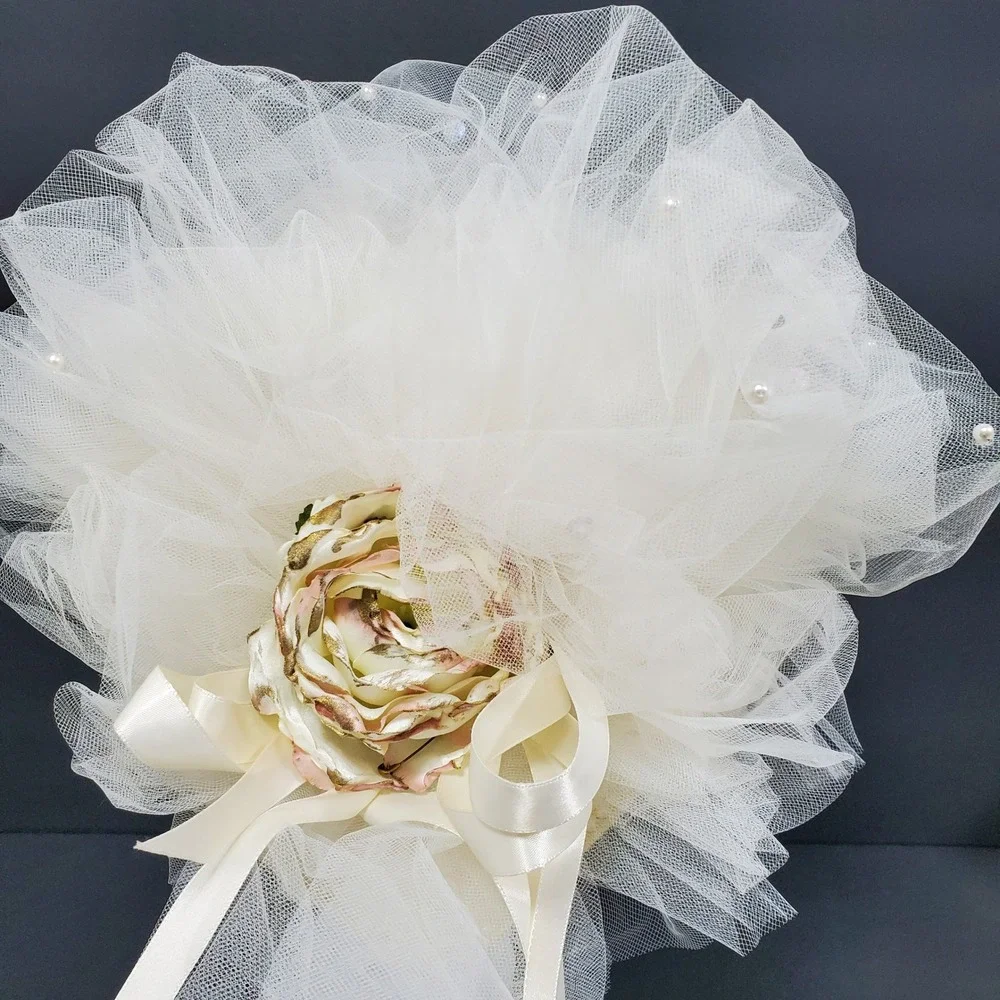Vintage Mary Jean Bridal Veil Tulle Hat Womens Cream Lace Embellishments Feather